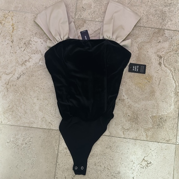 Express Bodysuit - Picture 3 of 6